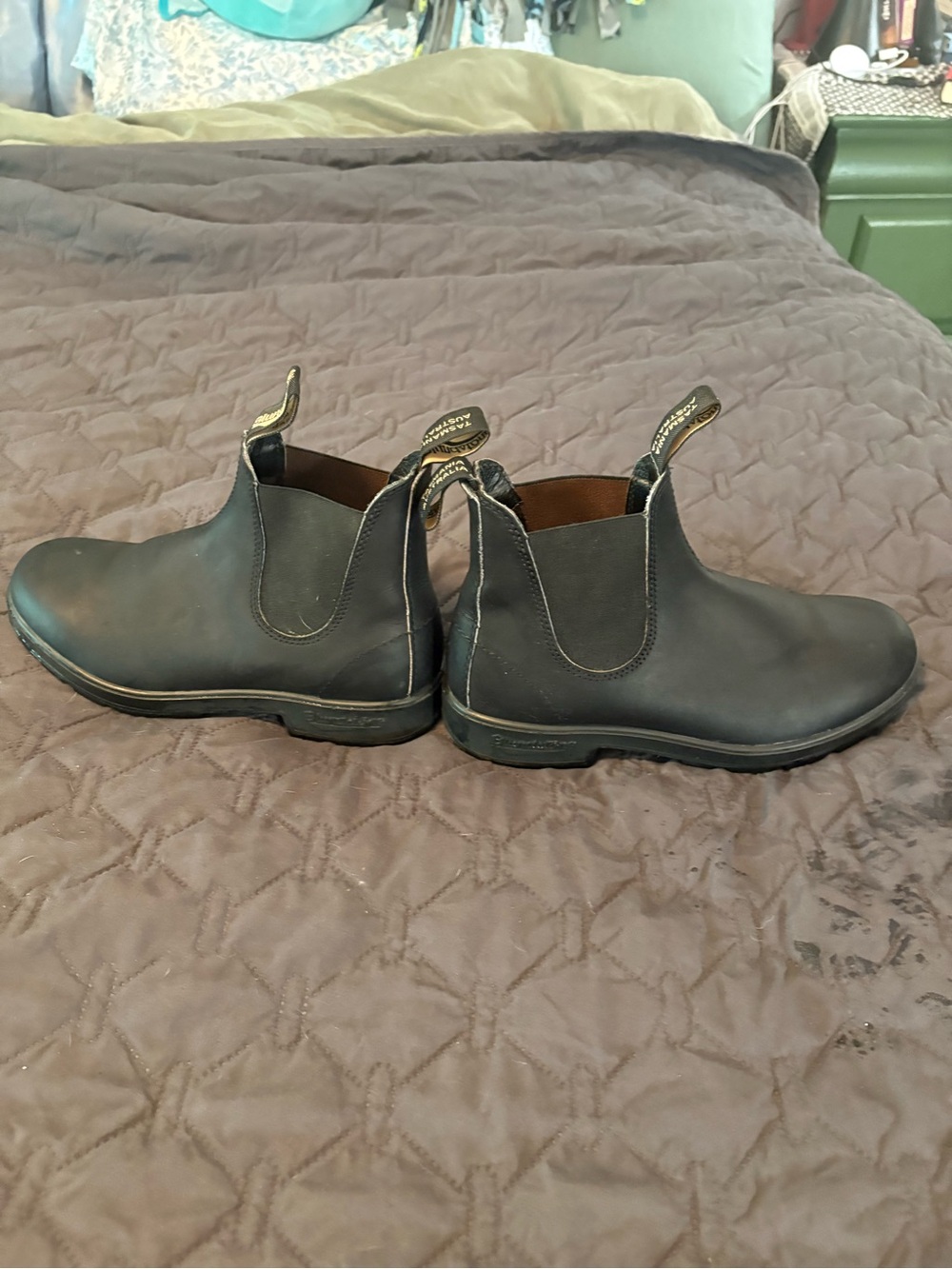 Blundstone Black Chelsea Slip-On Leather Boots